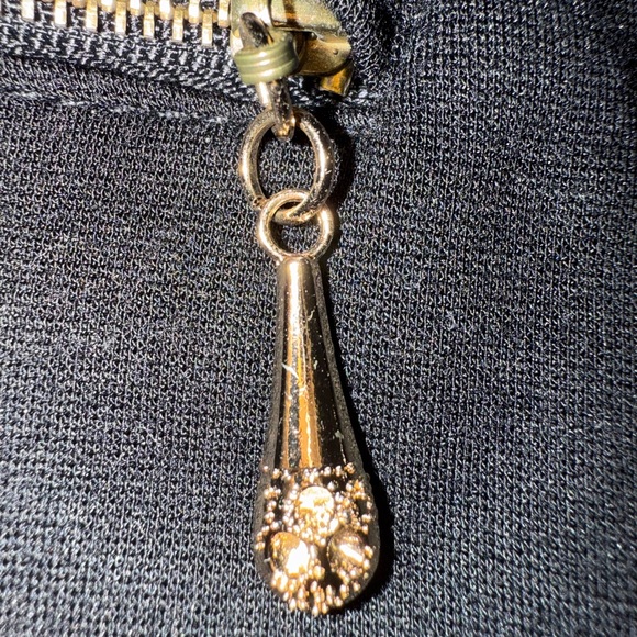 Sleek Black High-Waist Leggings - Picture 2 of 10